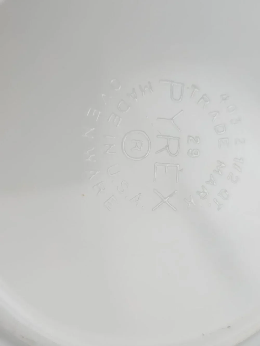 Pyrex friendship pattern various sizes and towel